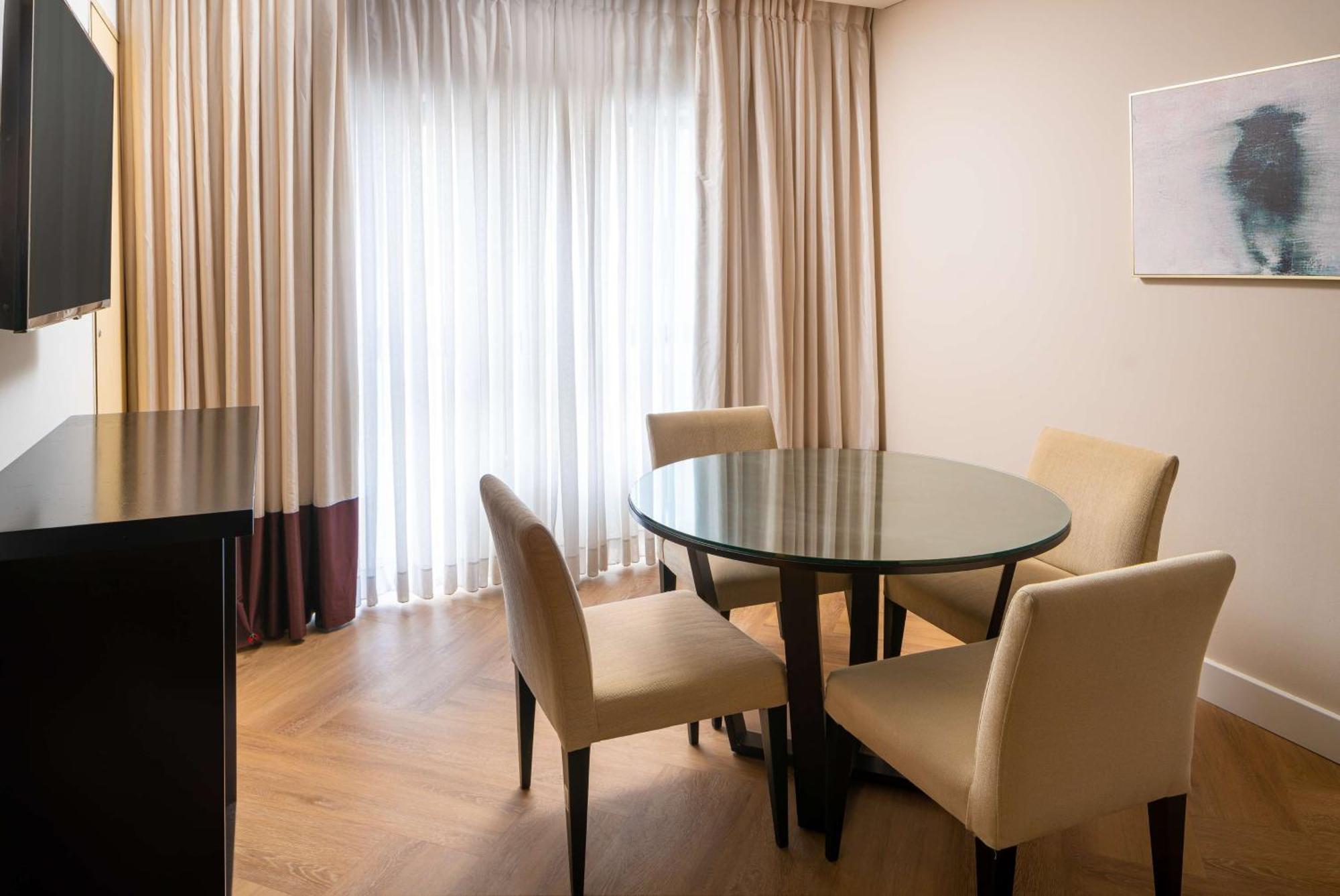Radisson Blu 5* Bucarest